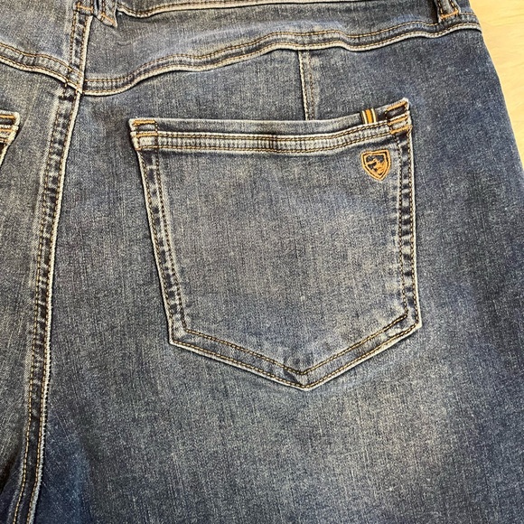 Kuhl Women's Indigo Denim Shorts - Picture 3 of 7